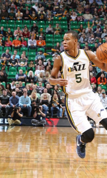 Hood, Favors lead Jazz over Timberwolves 103-90